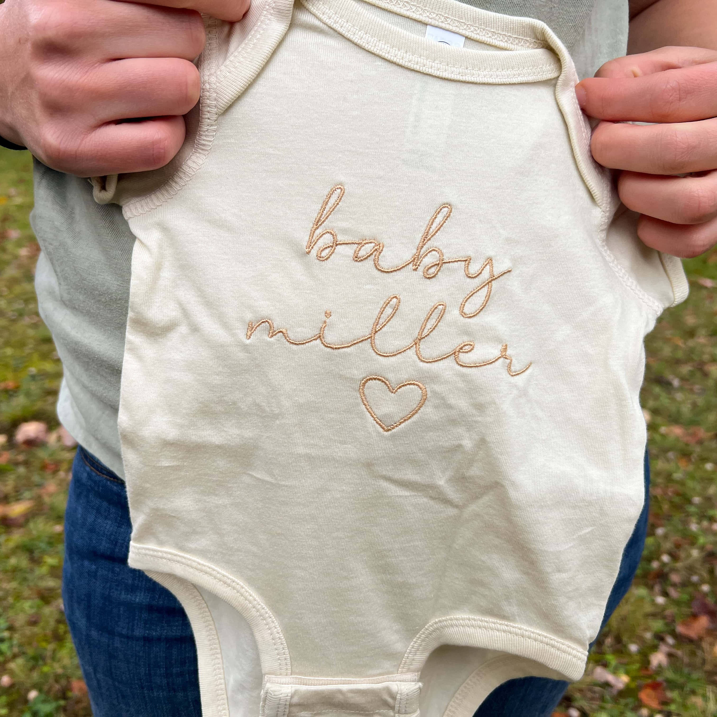 イボンヌ　オーダーページ Personalized Embroidered Onesie | Custom Baby Gift | Foxblossom