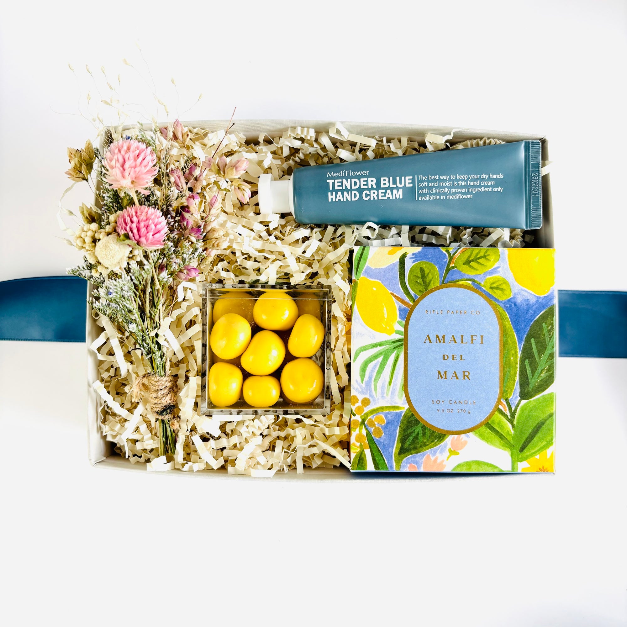 curated gift boxes, Mother's Day gifts, best Mother's Day gift ideas, send a Mother's Day gift box, gift baskets, spring curated gift box