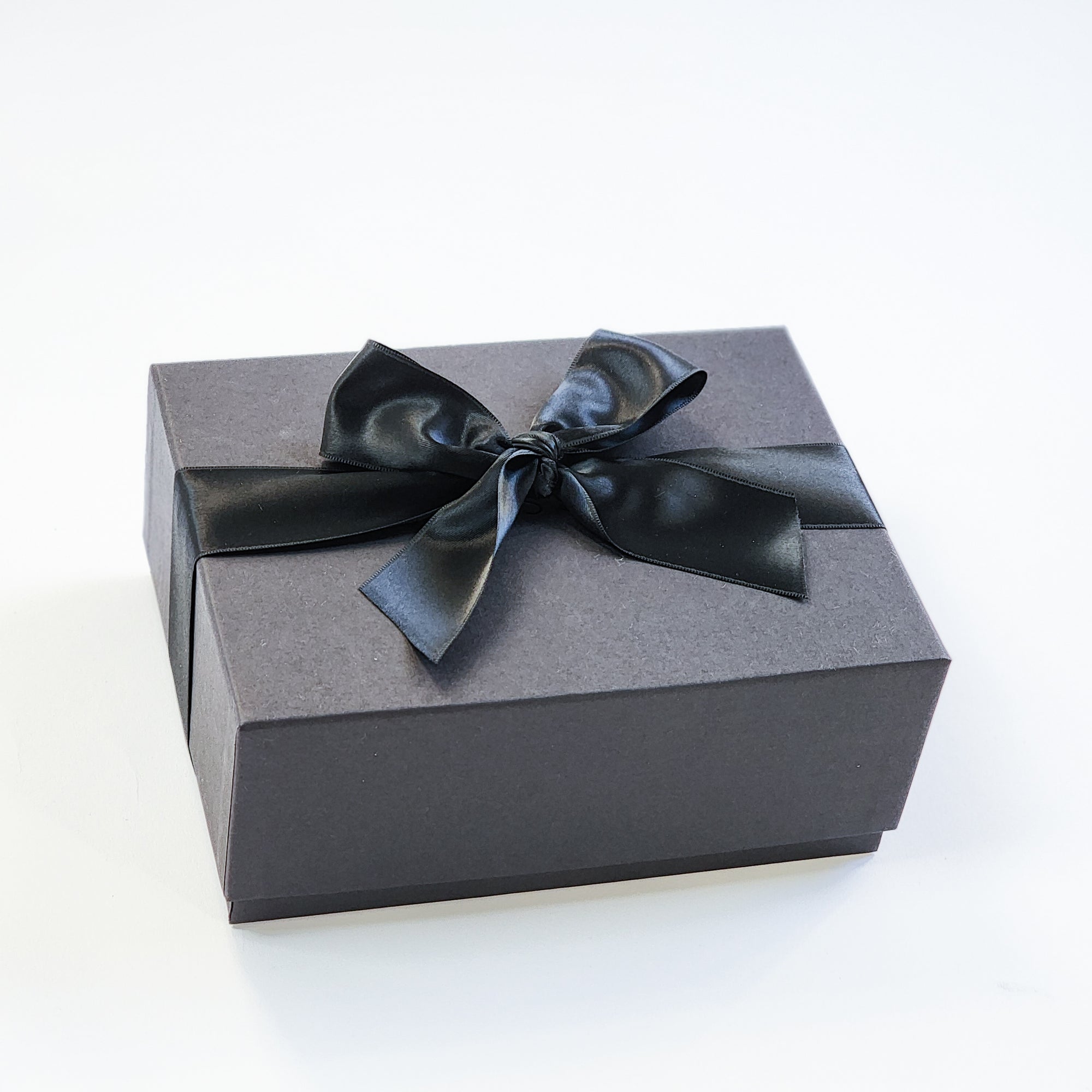 THE NIGHTCAP GIFT BOX