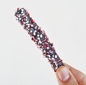 Peppermint Chocolate Covered Pretzels