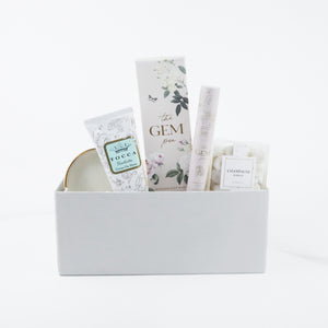 Best Engagement Gift Boxes, Engagement Gifts, Bride to Be Gift Box, Bridal Shower Gifts, Gifts for Brides, Wedding Gifts